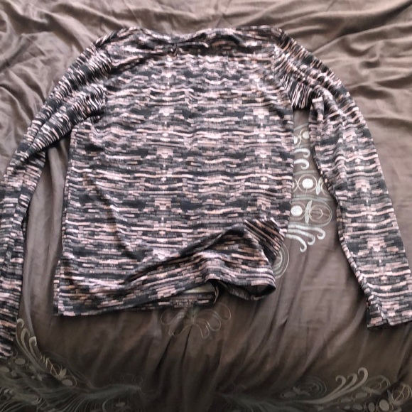 Long sleeve T-shirt - Picture 2 of 2